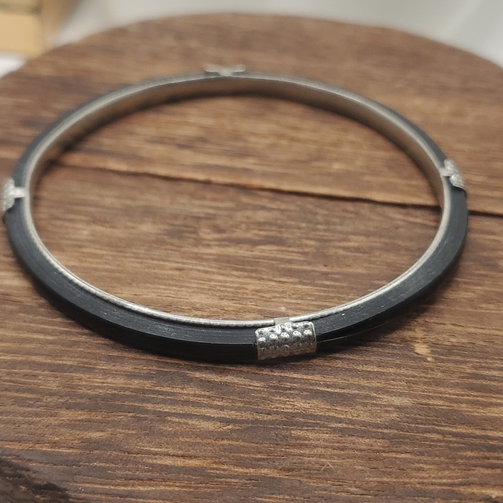 B2429 classy spinster bracelet